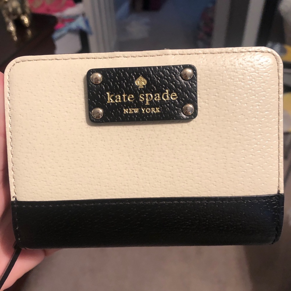 Kate Spade black and white wallet
